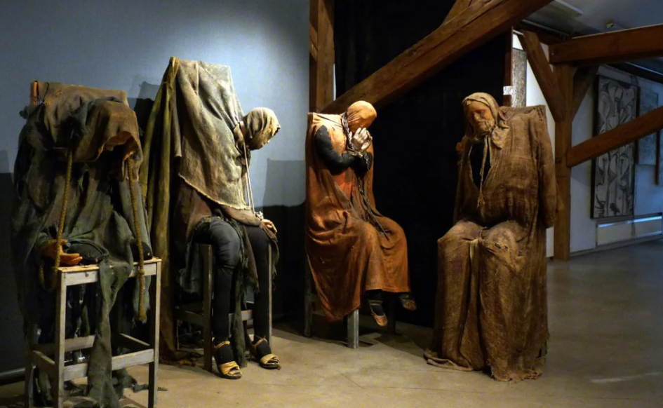 fragment Galerii Szajna